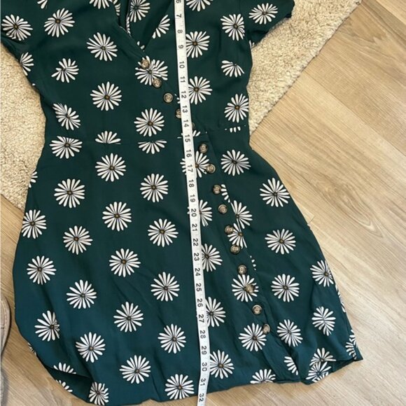 Madewell Daisy Button Up Wrap Dress - Picture 10 of 11